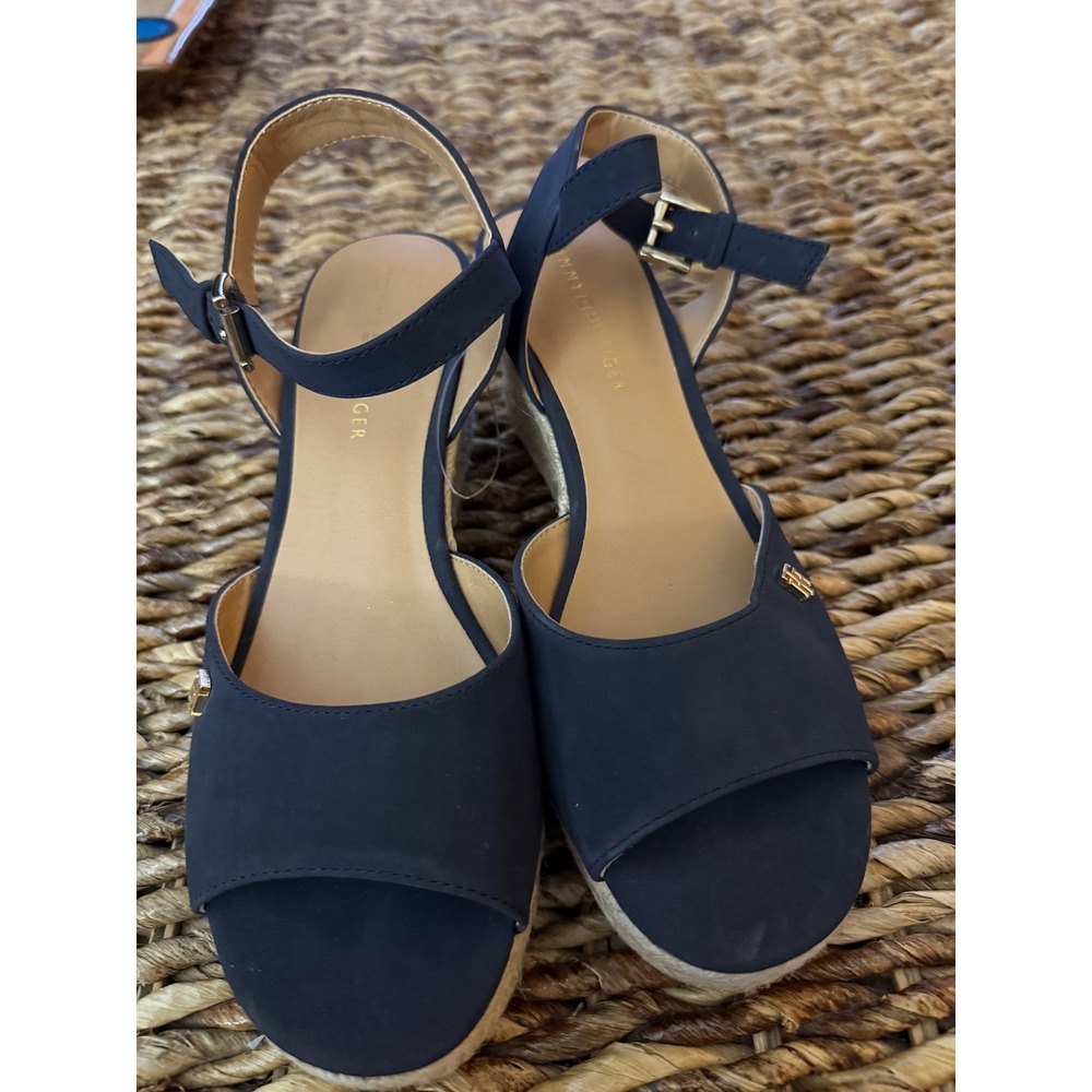 Tommy Hilfiger Gallie Navy Blue Espadrille Wedge Sandal Womens 7.5M Quiet luxery